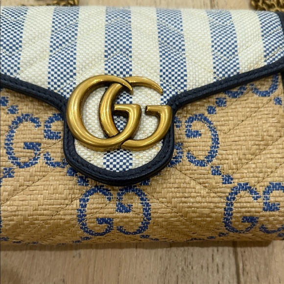 Gucci Striped Blue and Tan Clutch with Gold Chain - Picture 2 of 4